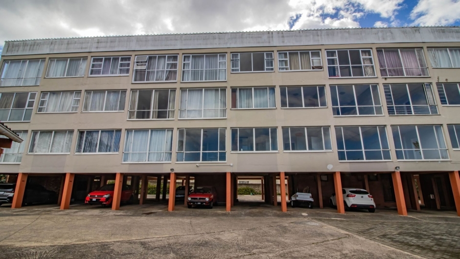 1 Bedroom Property for Sale in Amalinda Eastern Cape